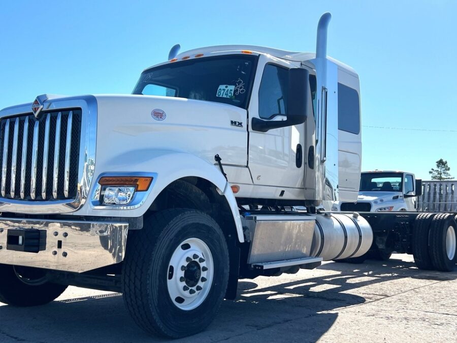 2025 International HX520