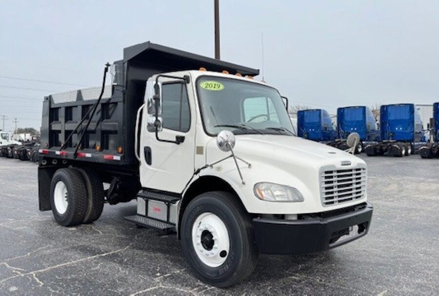 2019 Freightliner M2
