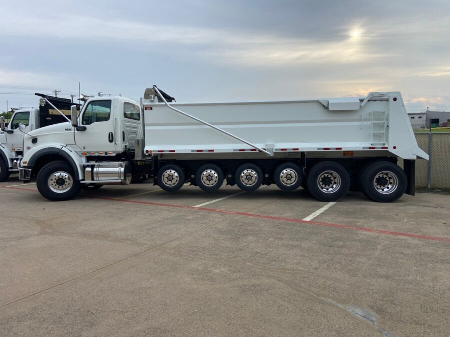 2027 International HX620