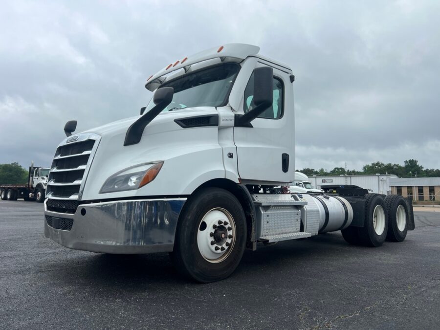 2021 Freightliner Cascadia