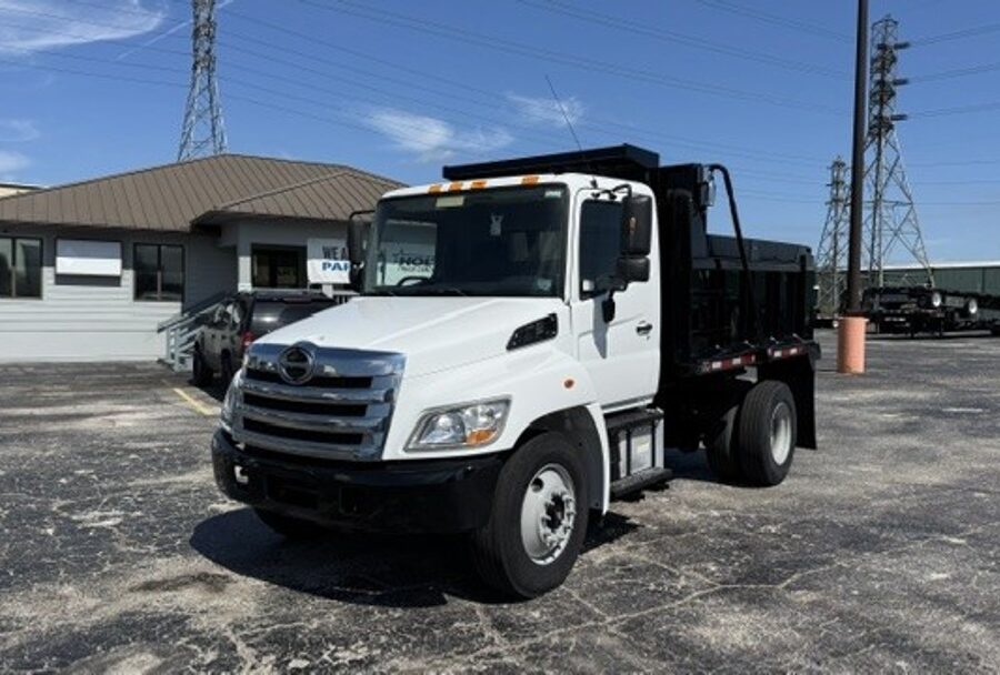 2014 HINO 338