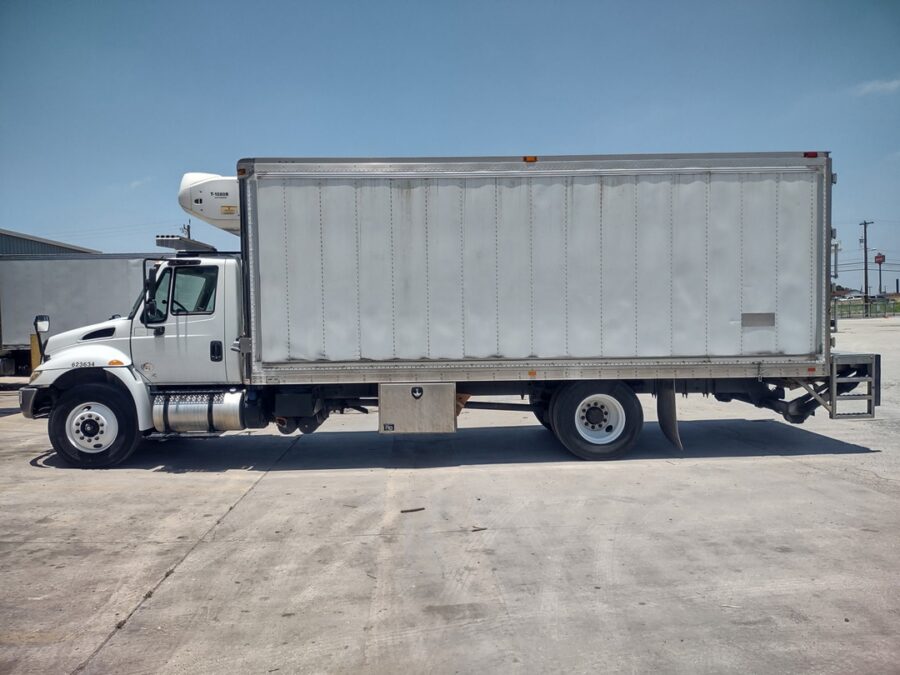 2019 International DuraStar 4300