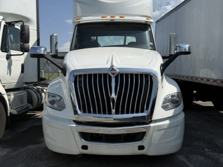 2020 International LT625