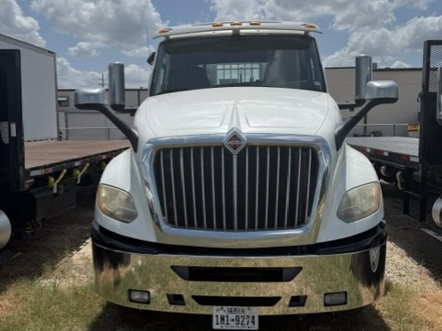 2018 International LT625