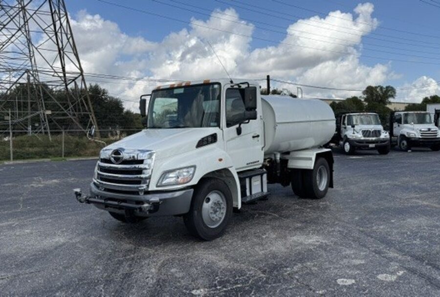 2019 HINO 338