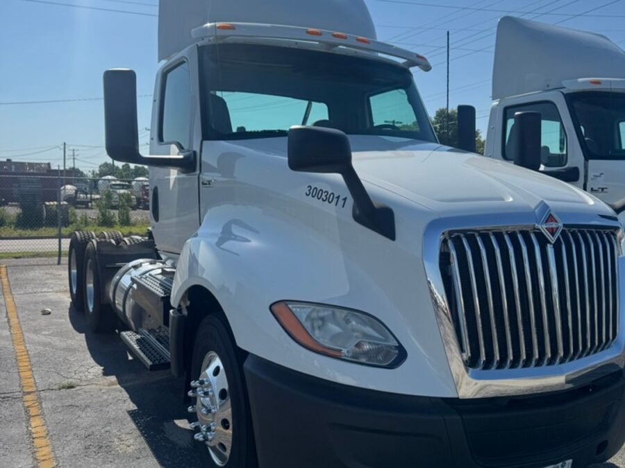 2020 International LT625
