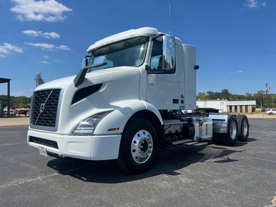 2021 Volvo VNL