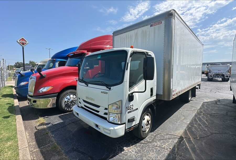 2019 Isuzu NPR-HD