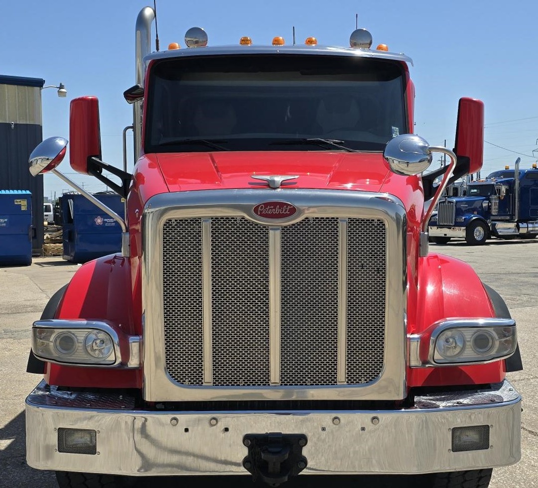 2015 Peterbilt 567 - image 6