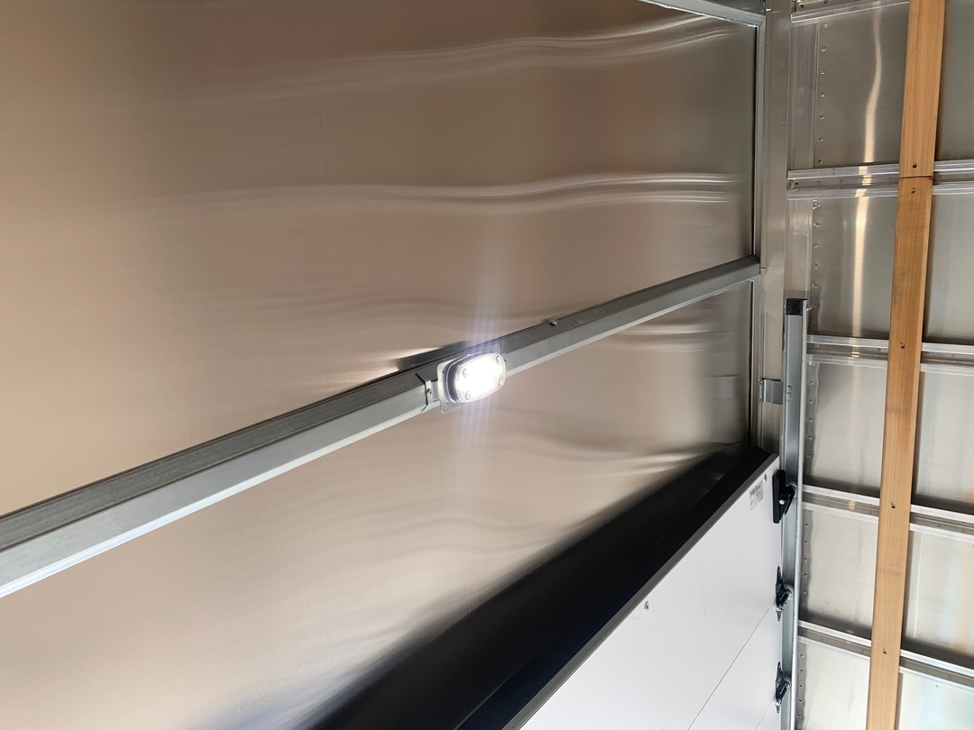 2025 Isuzu NPR - image 10