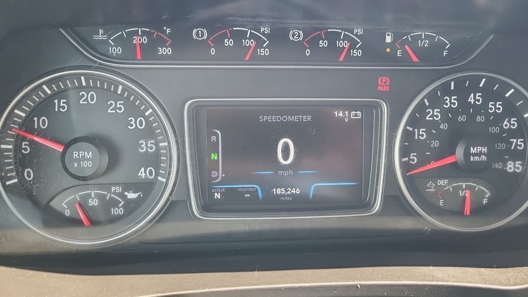 2019 International MV - image 9