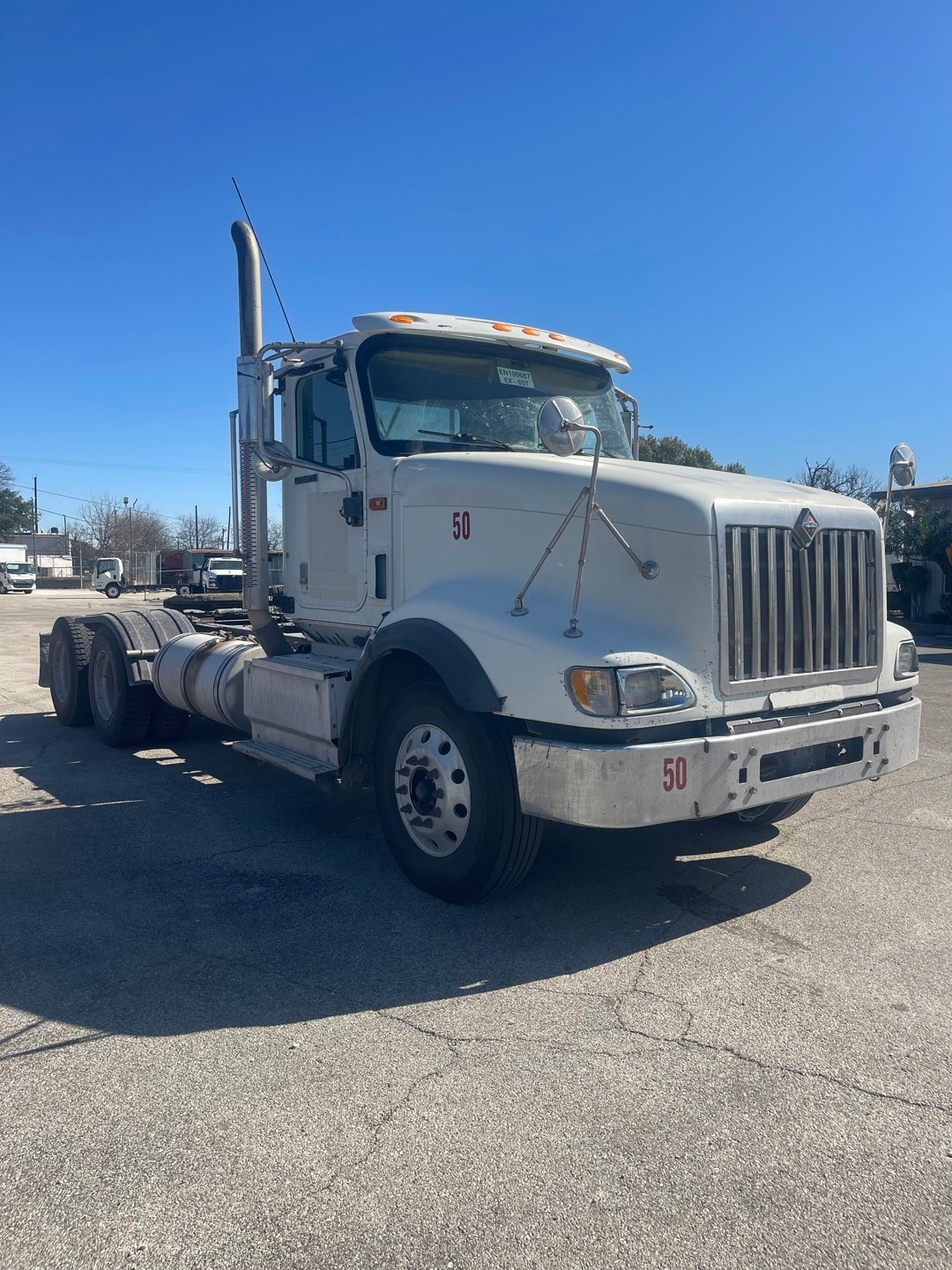 2014 International - image 11