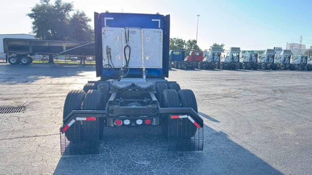 2021 Kenworth T680 - image 6