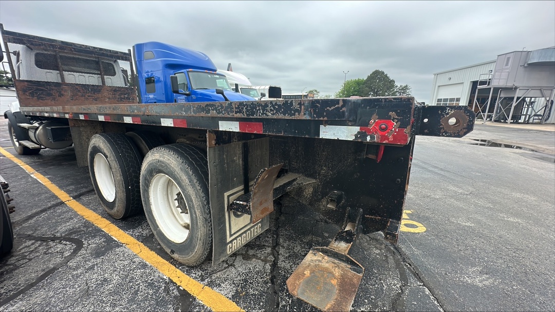 2014 Freightliner 114SD - image 8