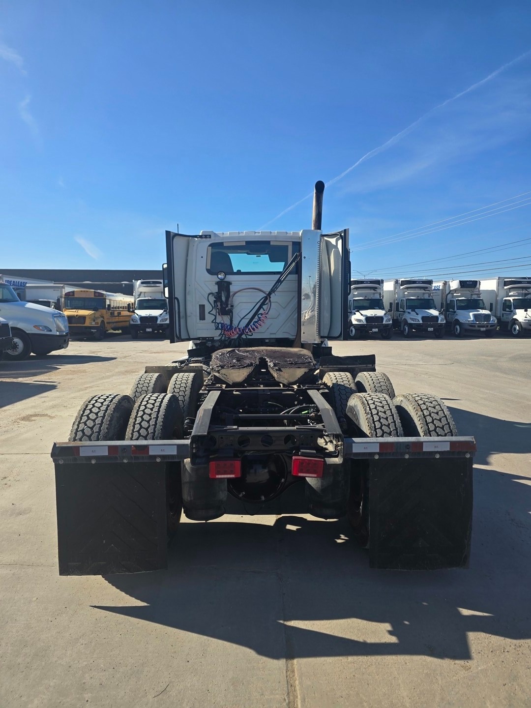 2020 International LT in AUSTIN, TX — photo 4