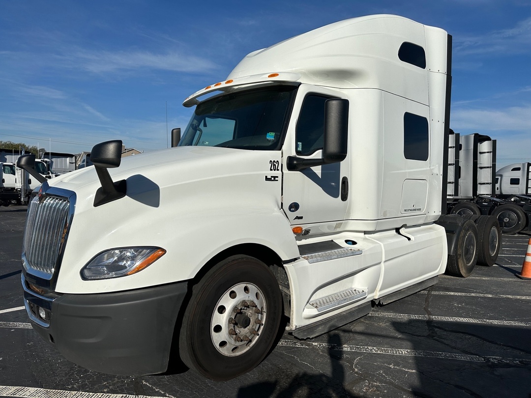 2019 International LT625