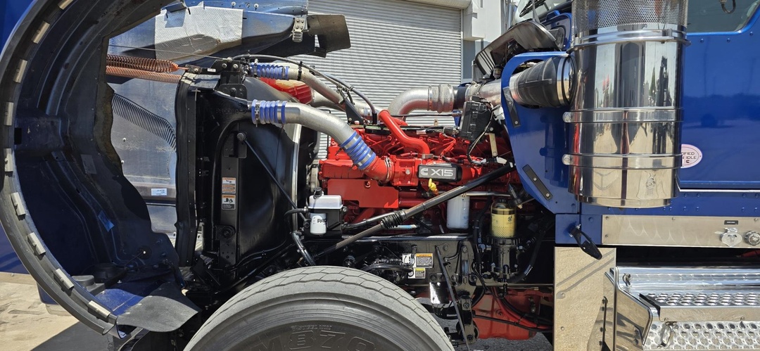 2022 Kenworth W900 - image 22