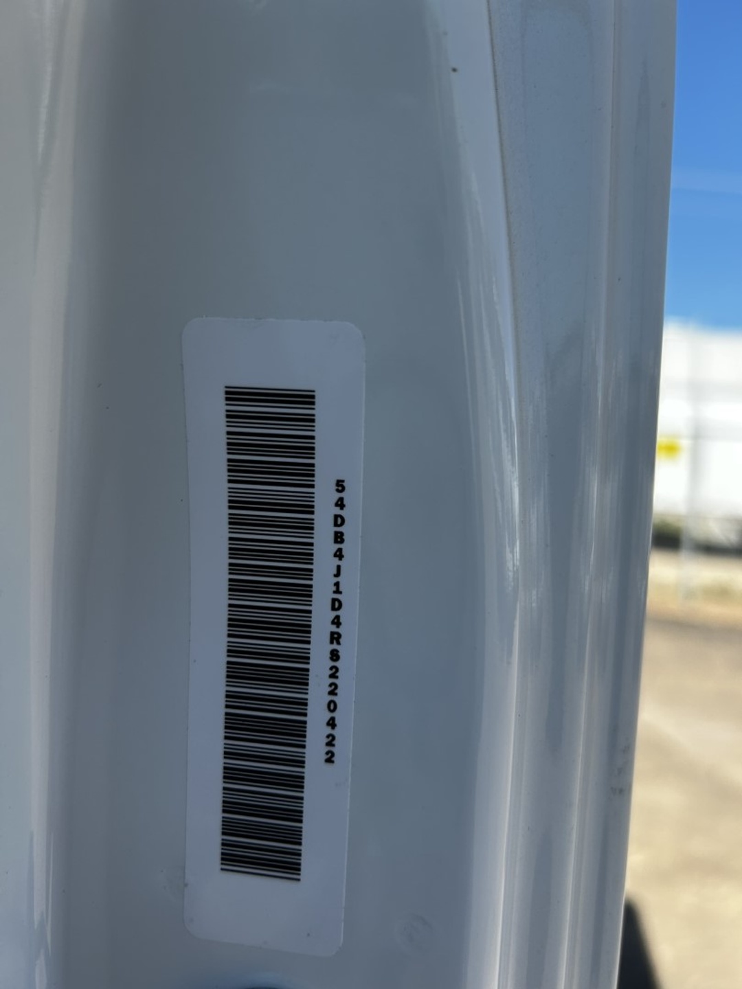 2024 Isuzu NPR - image 3