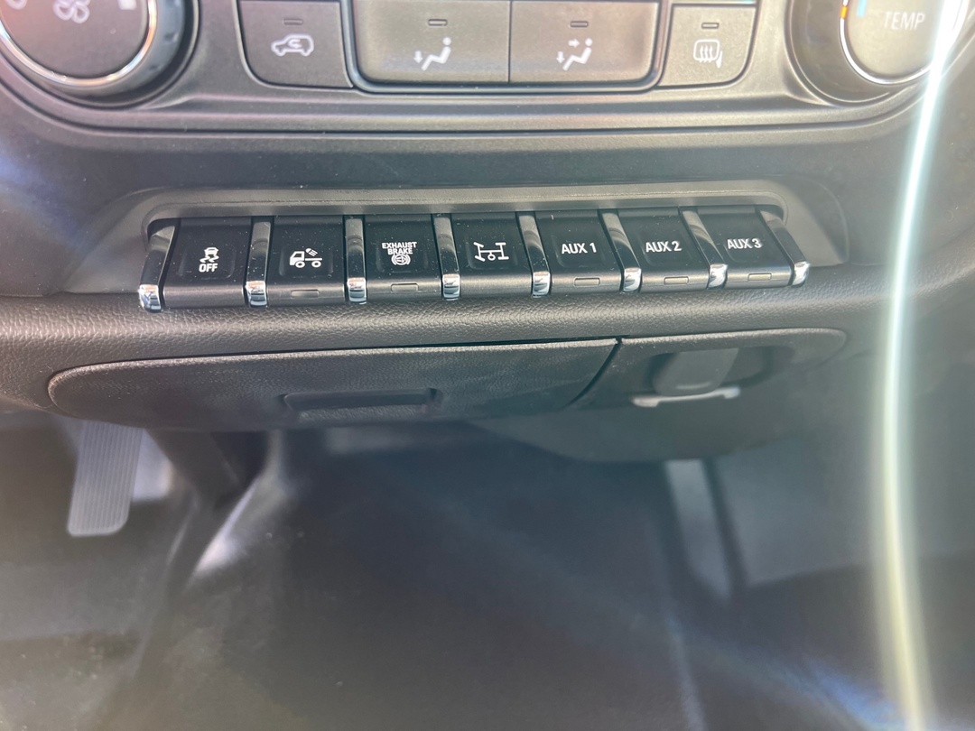 2024 International - image 10