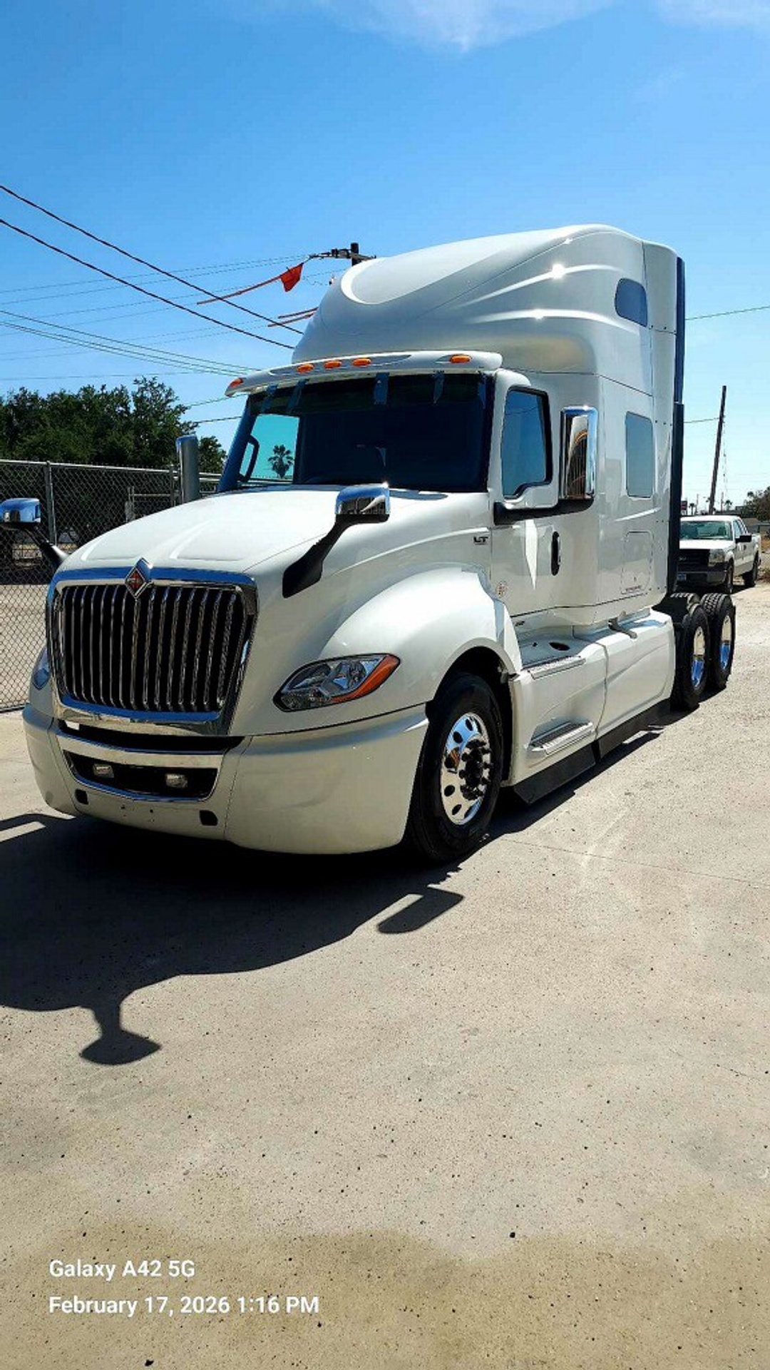 2023 International LT - image 1