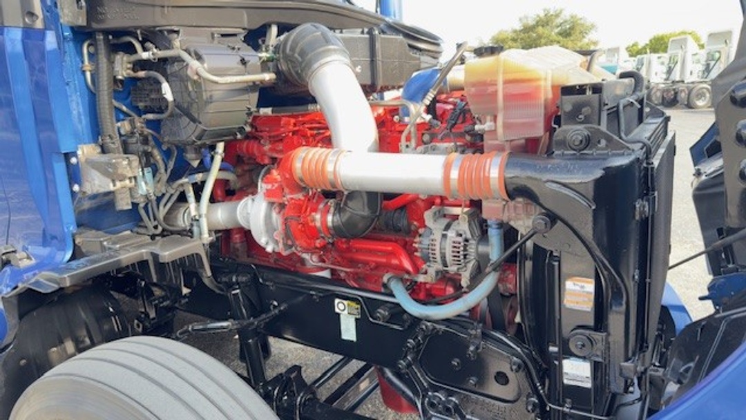 2020 Kenworth T680 - image 11