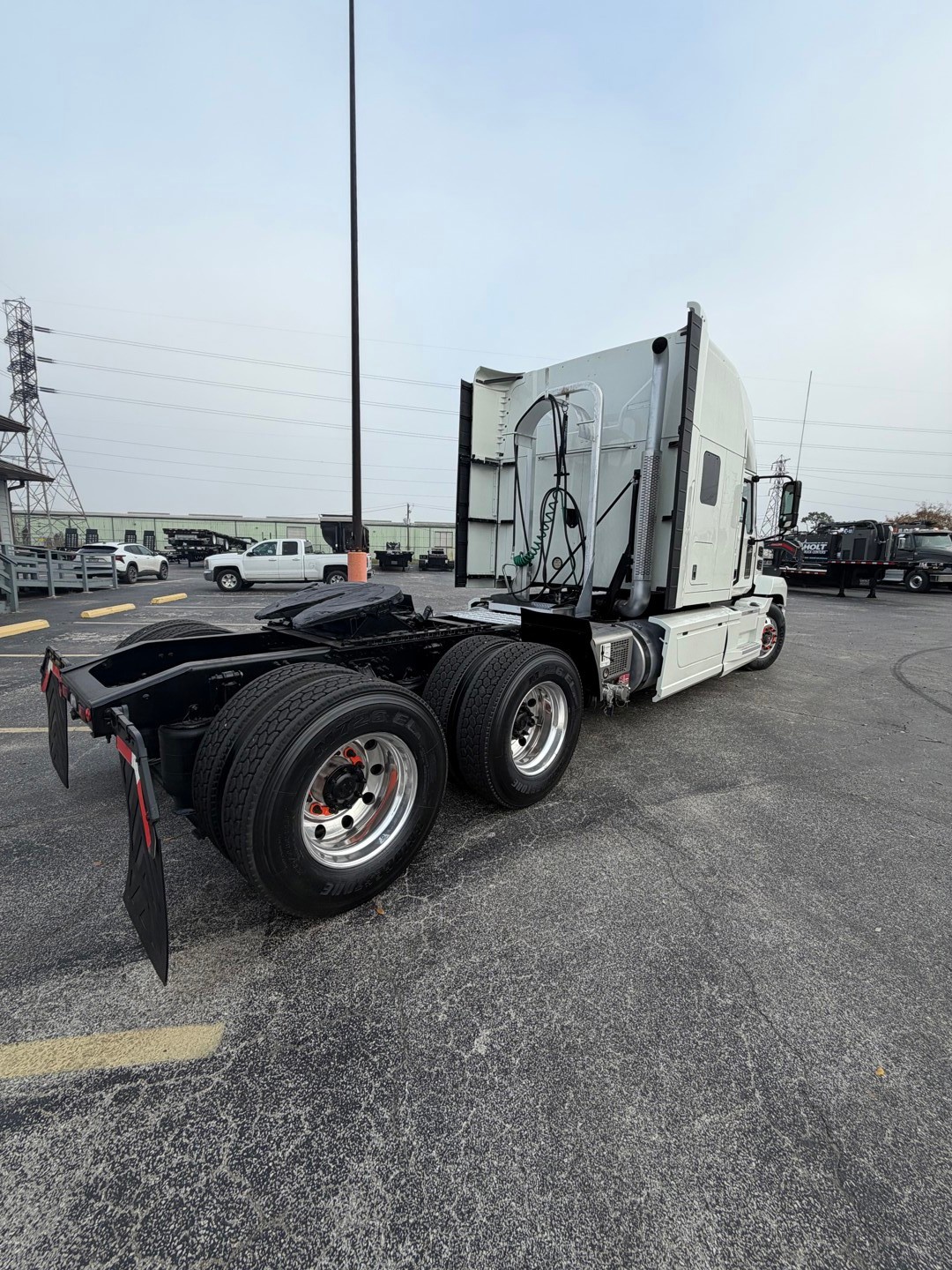 2020 Mack Anthem - image 6