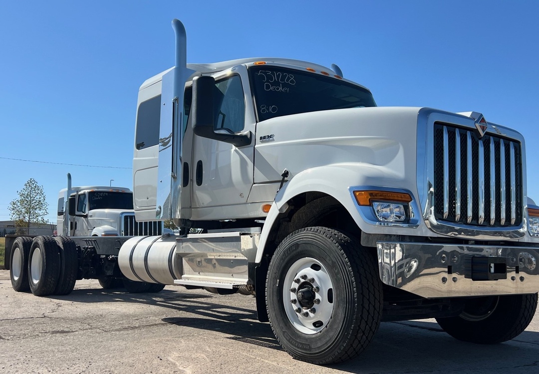 2025 International - image 3