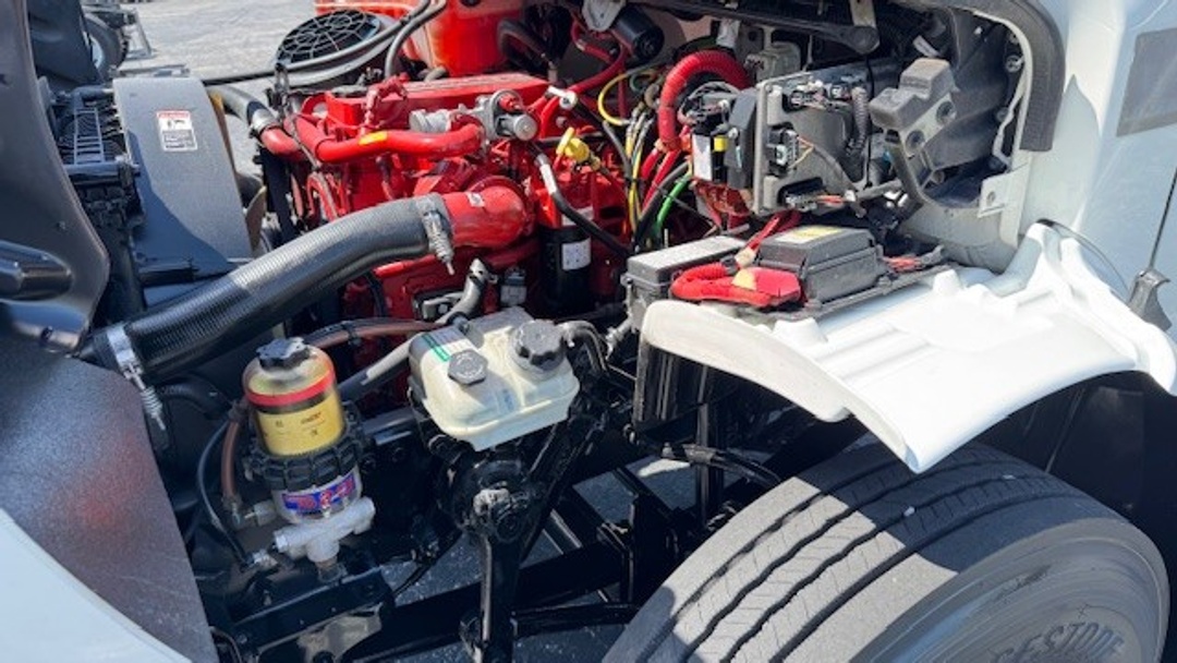 2020 Freightliner M2 106 - image 9