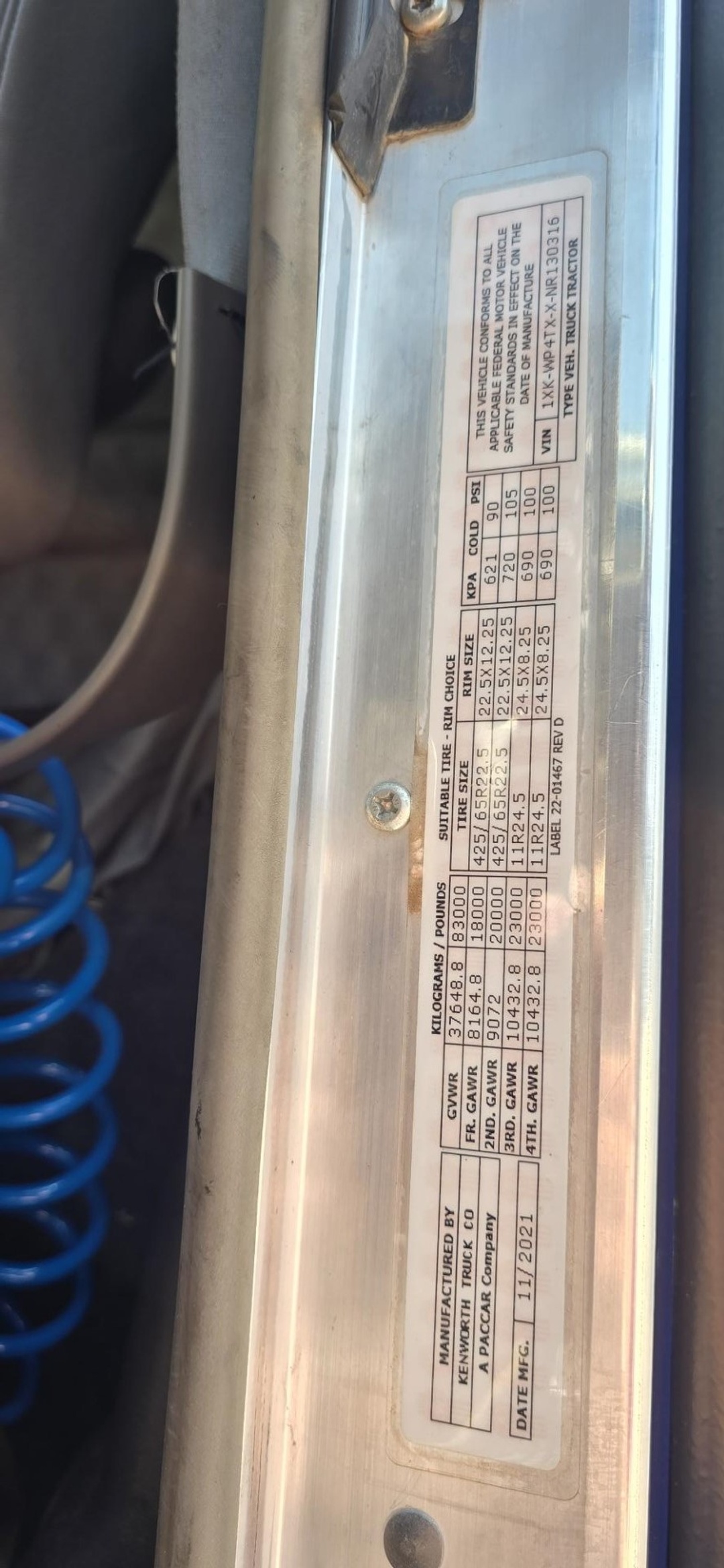 2022 Kenworth W900 - image 16