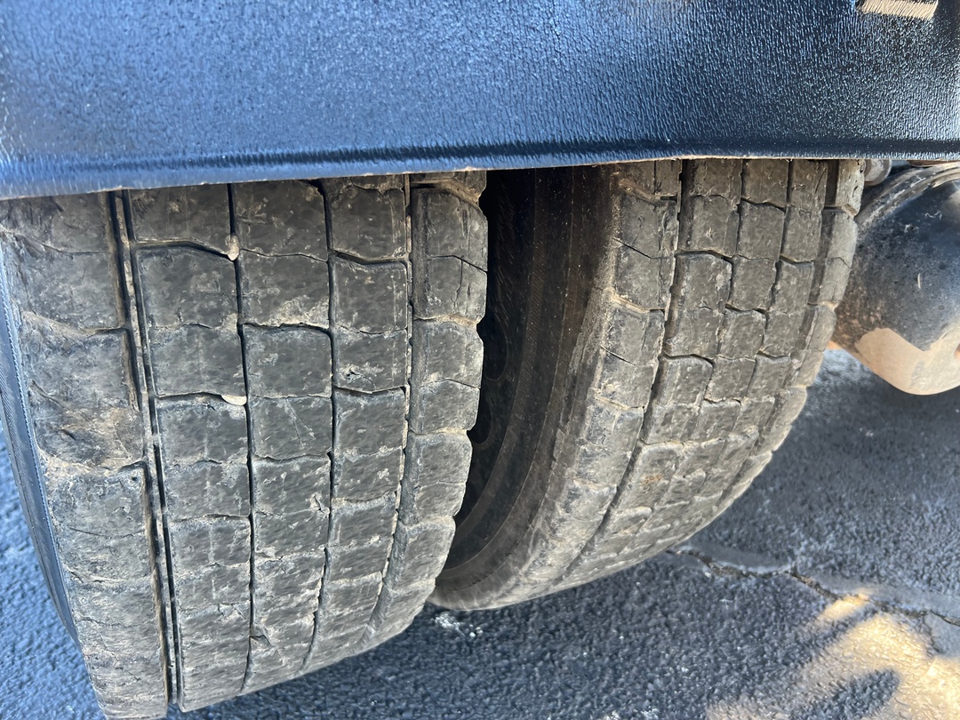 2024 International HX - image 12