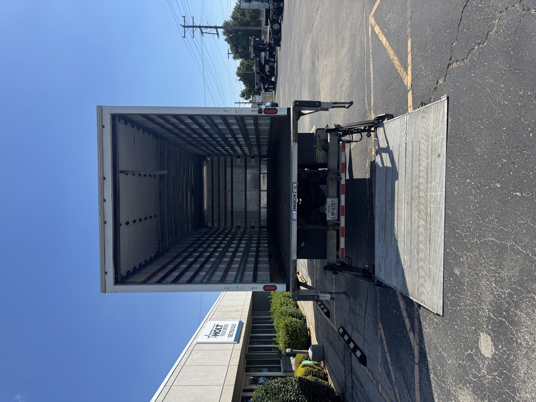 2020 International MV - image 4