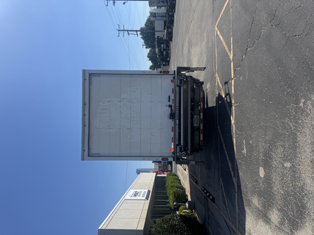 2020 International MV - image 5