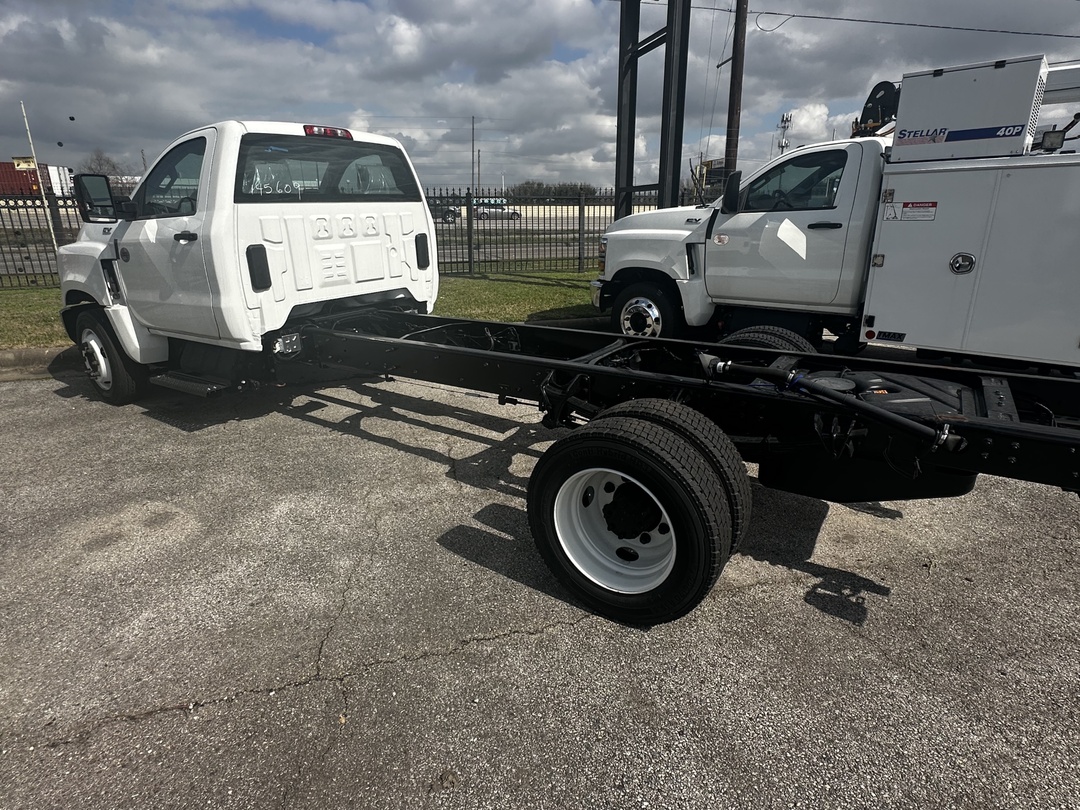 2024 International - image 2