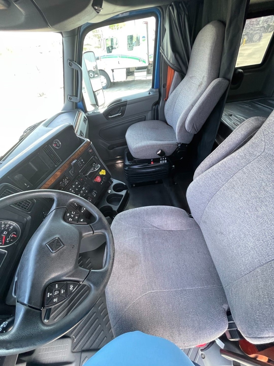 Image 10