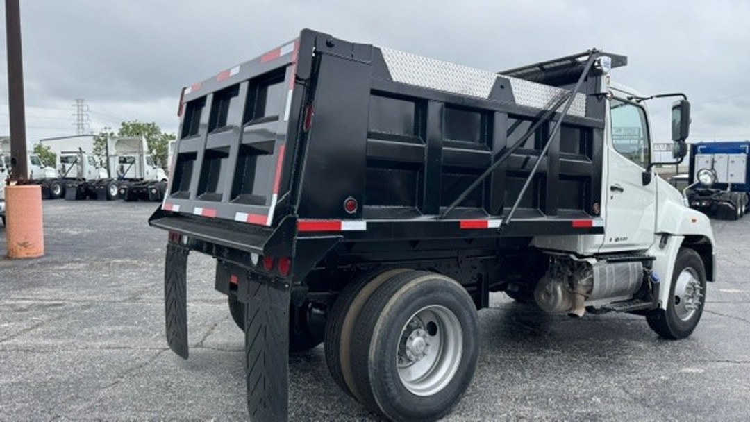 2014 Hino 338 in Houston, TX — photo 5