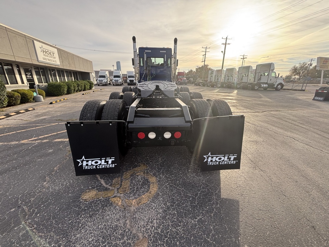 2019 Kenworth T800 - image 9