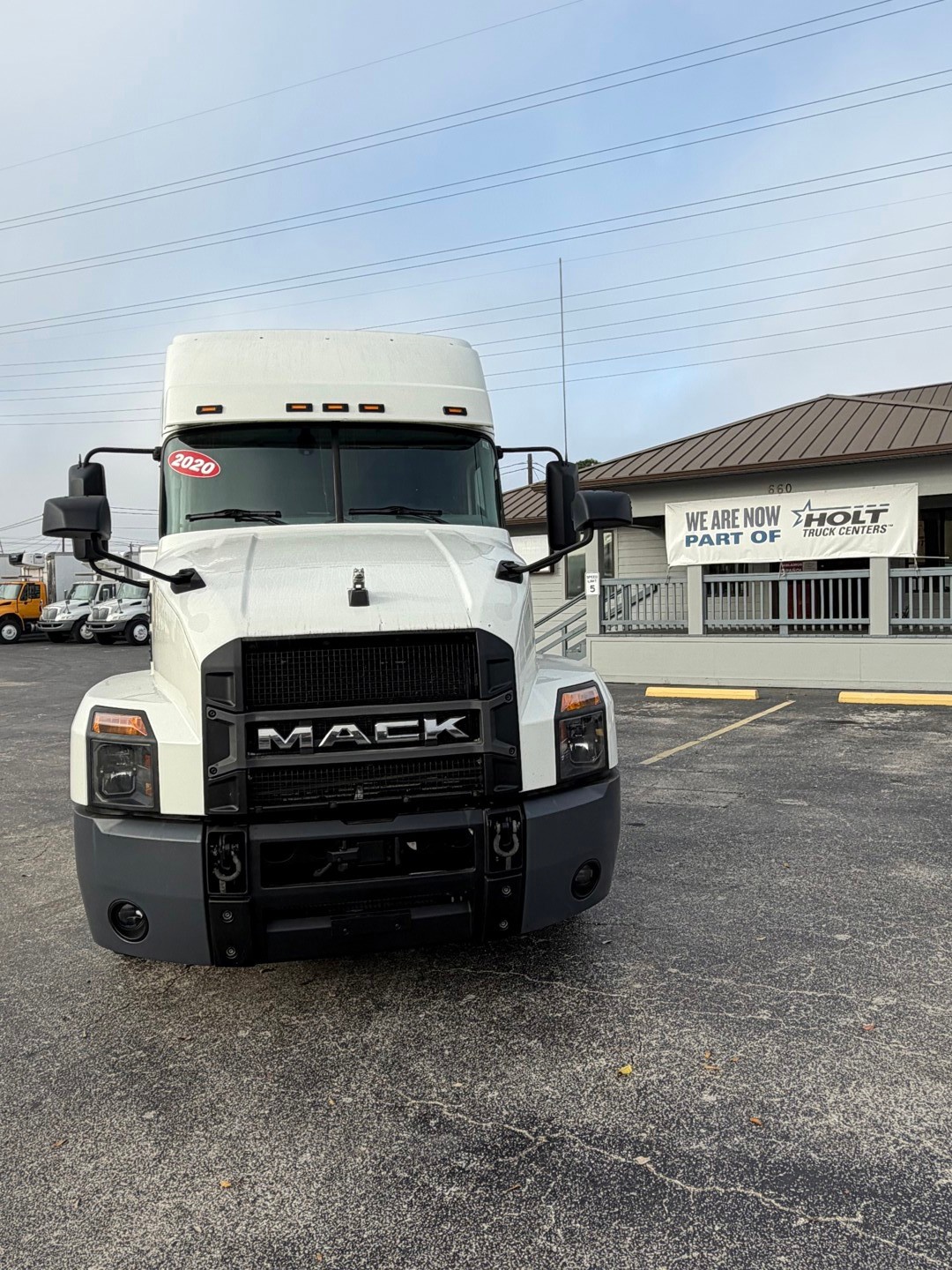 2020 Mack Anthem - image 2