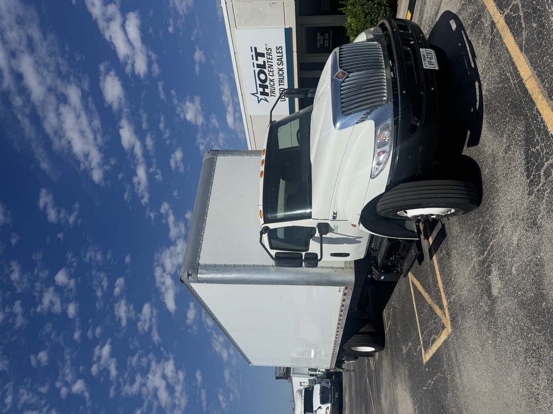 2020 International MV - image 7