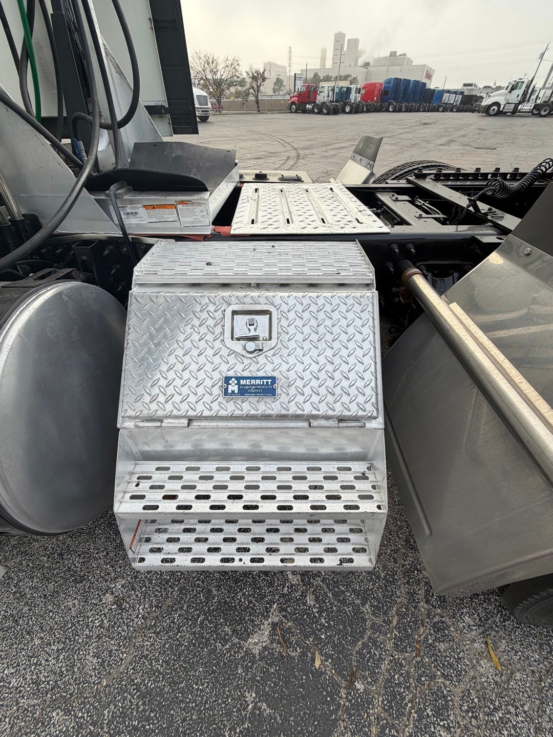 2020 Mack Anthem - image 10