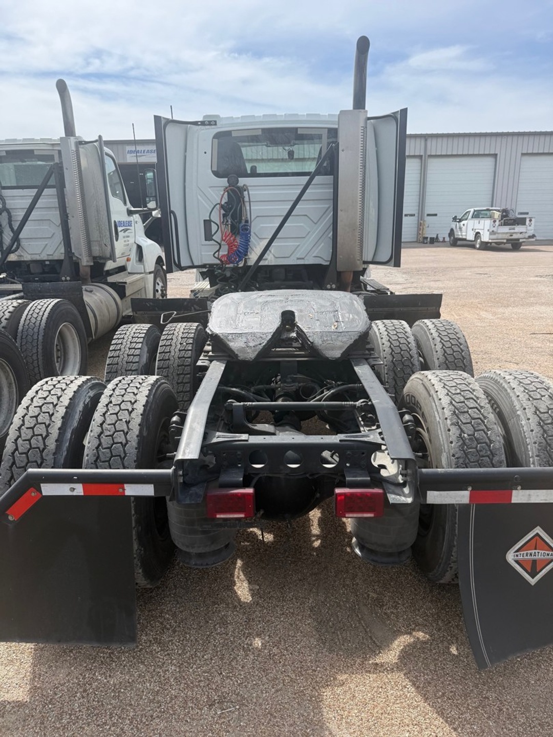 2021 International LT in Temple, TX — photo 4