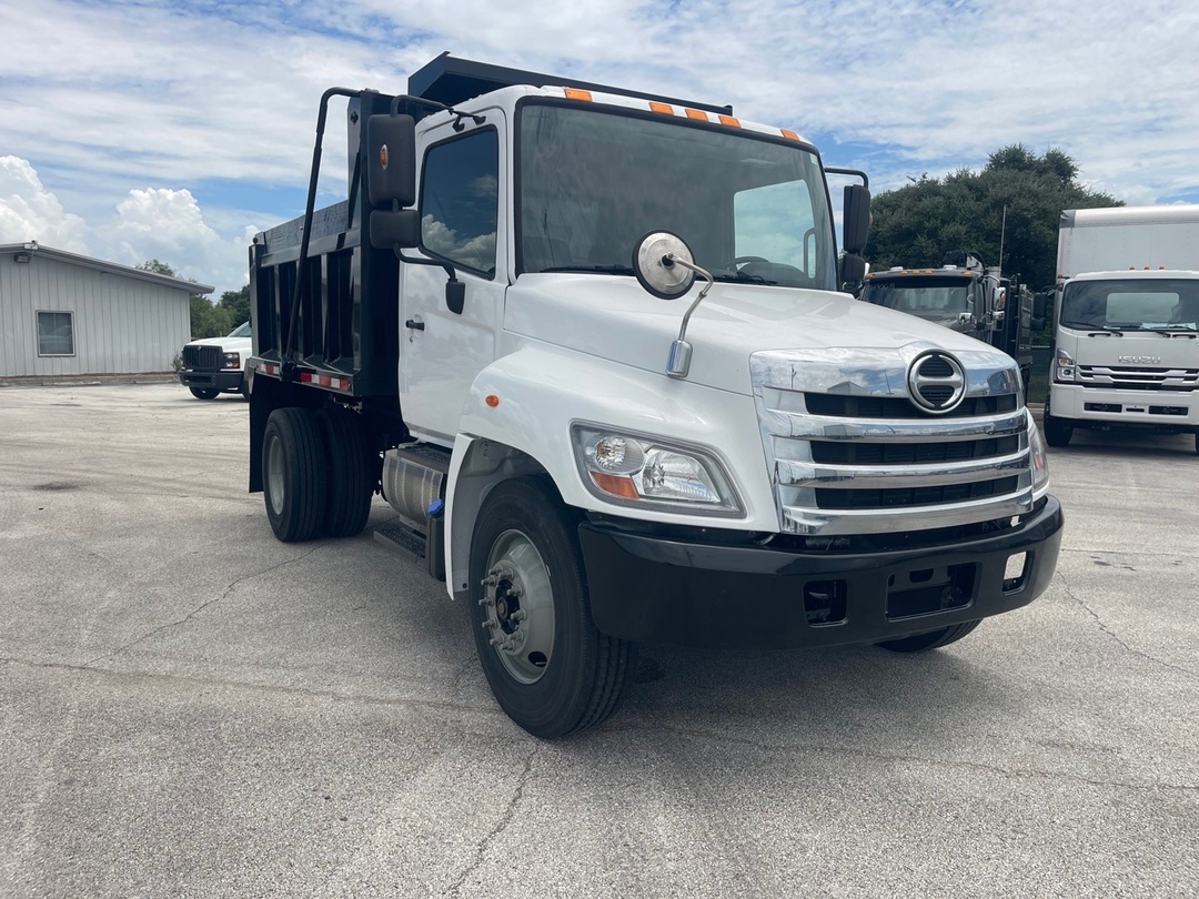 2019 Hino 338 in San Antonio, TX — photo 3