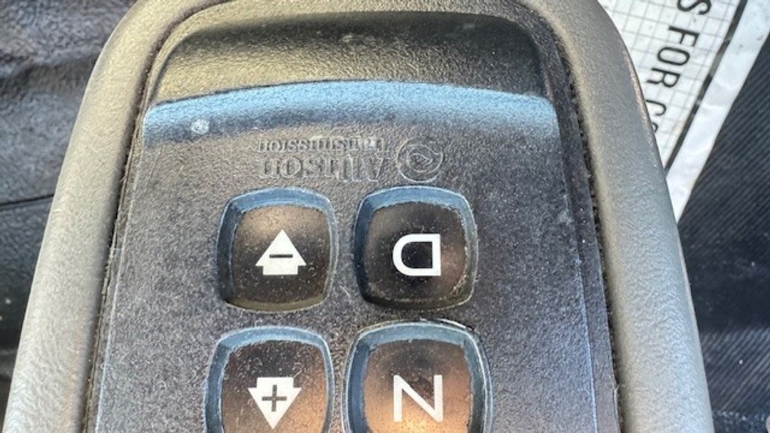 2018 International - image 10