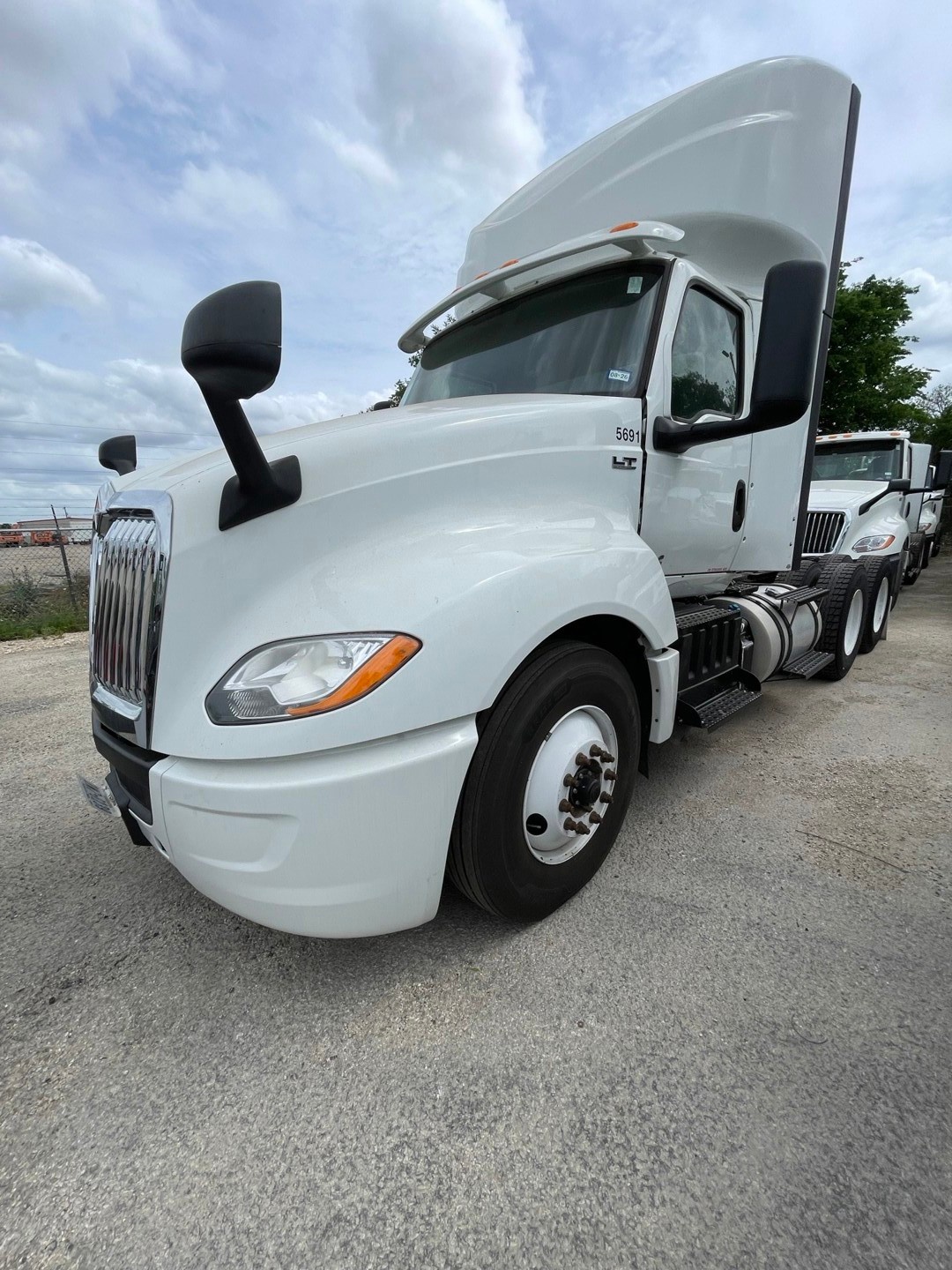 2020 International LT625