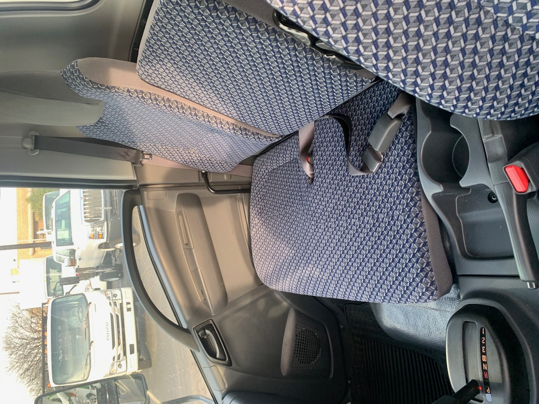 2024 Isuzu NRR - image 10