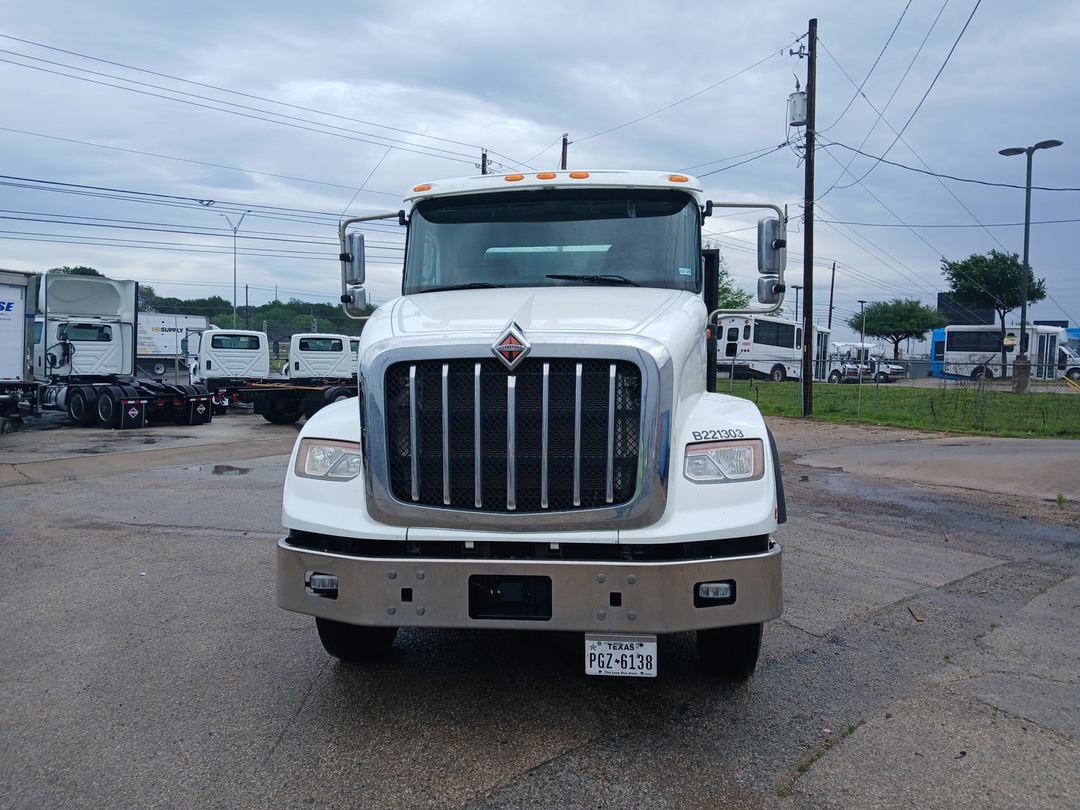 2021 International HX - image 5