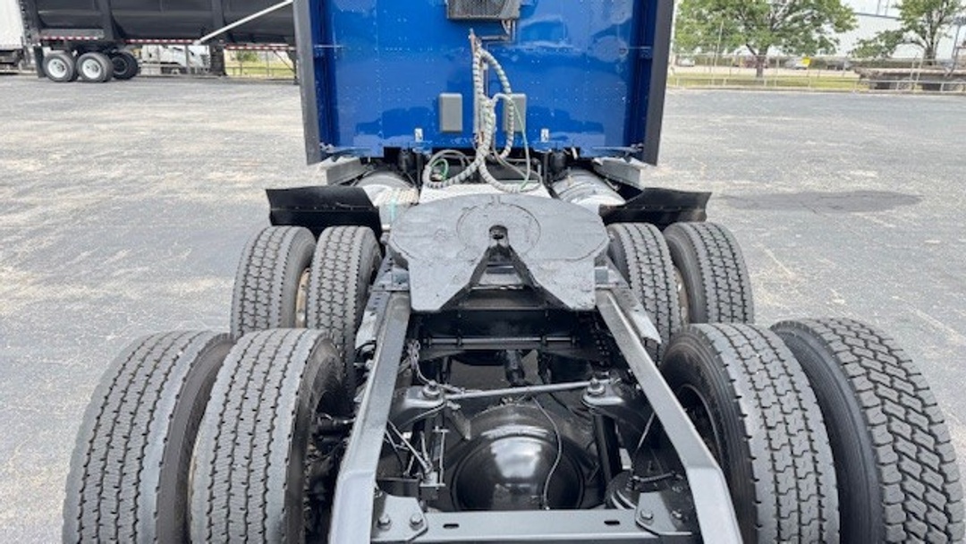 2019 Kenworth T680 - image 6