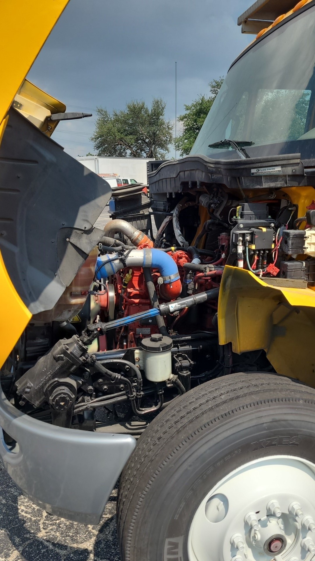 2019 International 4300 - image 9