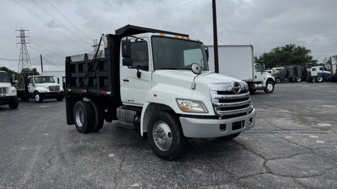 2014 Hino 338 in Houston, TX — photo 3