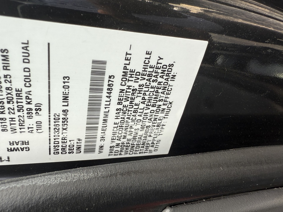 2020 International MV - image 7