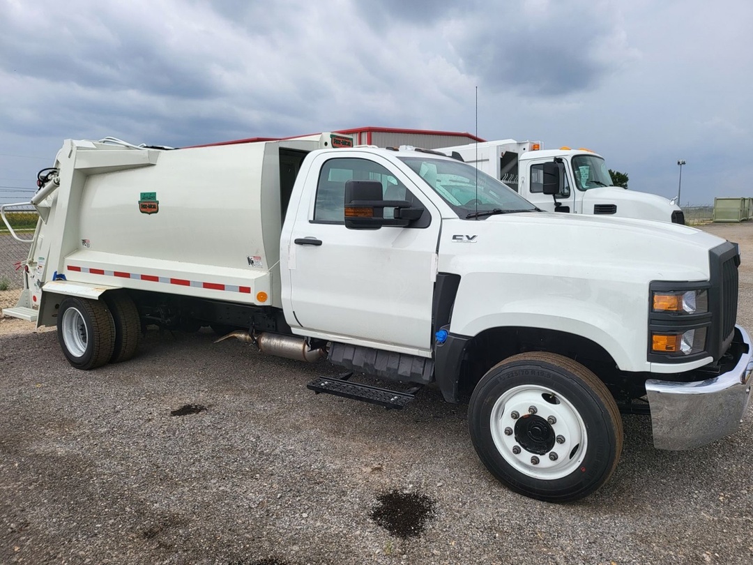 2023 International CV515